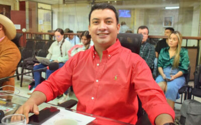 Concejal Javier Mora respalda a Iván Cepeda