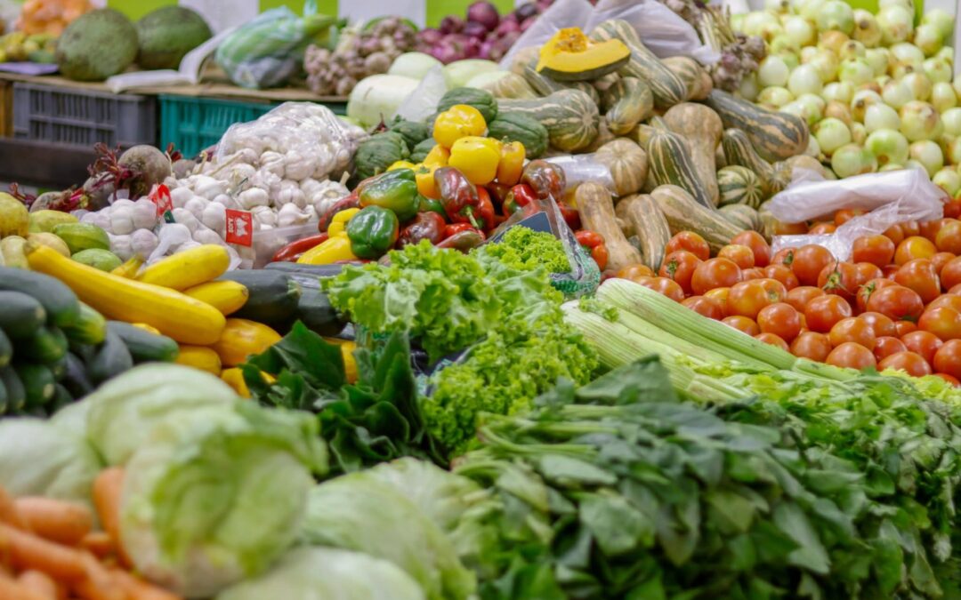 Suben algunos alimentos en Ibagué, pero las frutas alivian el bolsillo de los consumidores