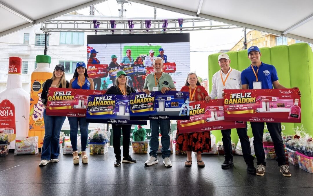 Tenderos transformarán sus negocios con las nuevas fachadas Tapa Roja