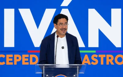 Cepeda acusa a De La Espriella de impulsar un ‘gobierno paramilitar