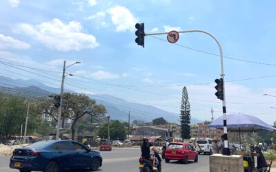 Semáforos llegan a la calle 103 con Quinta para ordenar la movilidad en Ibagué