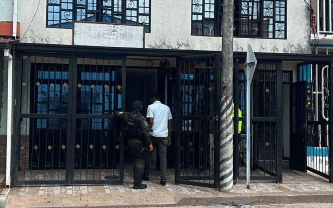 Allanamiento en el sur de Ibagué deja dinero y equipos bajo investigación