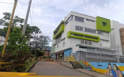 Vendaval deja árboles caídos, inundaciones y daños en Ibagué y Coello